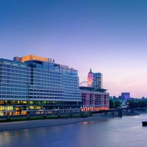 Swank Guide - Sea Containers
